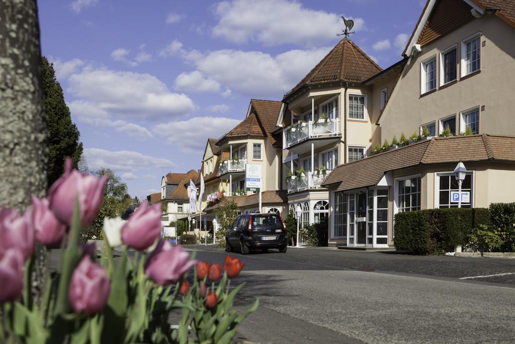 Hotel Nidda Jungbrunnen Екстериор снимка