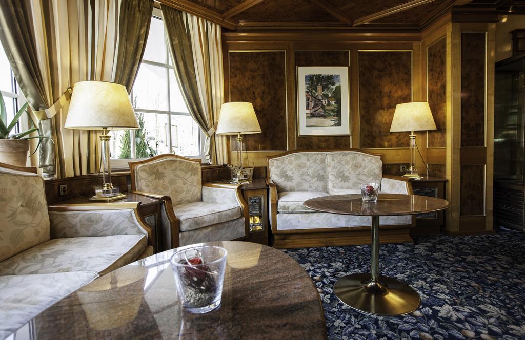 Hotel Nidda Jungbrunnen Екстериор снимка